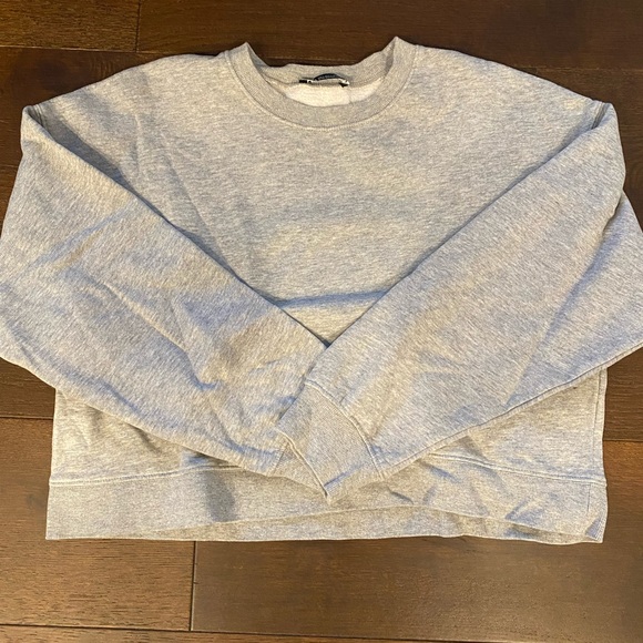 Grey Zara CREWNECK - Picture 1 of 2